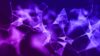 Abstraktes Netzwerk aus violetten, leuchtenden Linien und Punkten auf dunkelblauem Hintergrund, das die komplexen Verbindungen und den Austausch von Daten im digitalen Zeitalter symbolisiert.